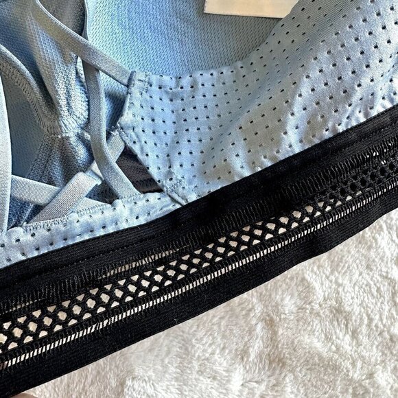 Victoria's Secret Victoria Sport Lightweight Padded Blue Sports Bra - 34C - Picture 3 of 5